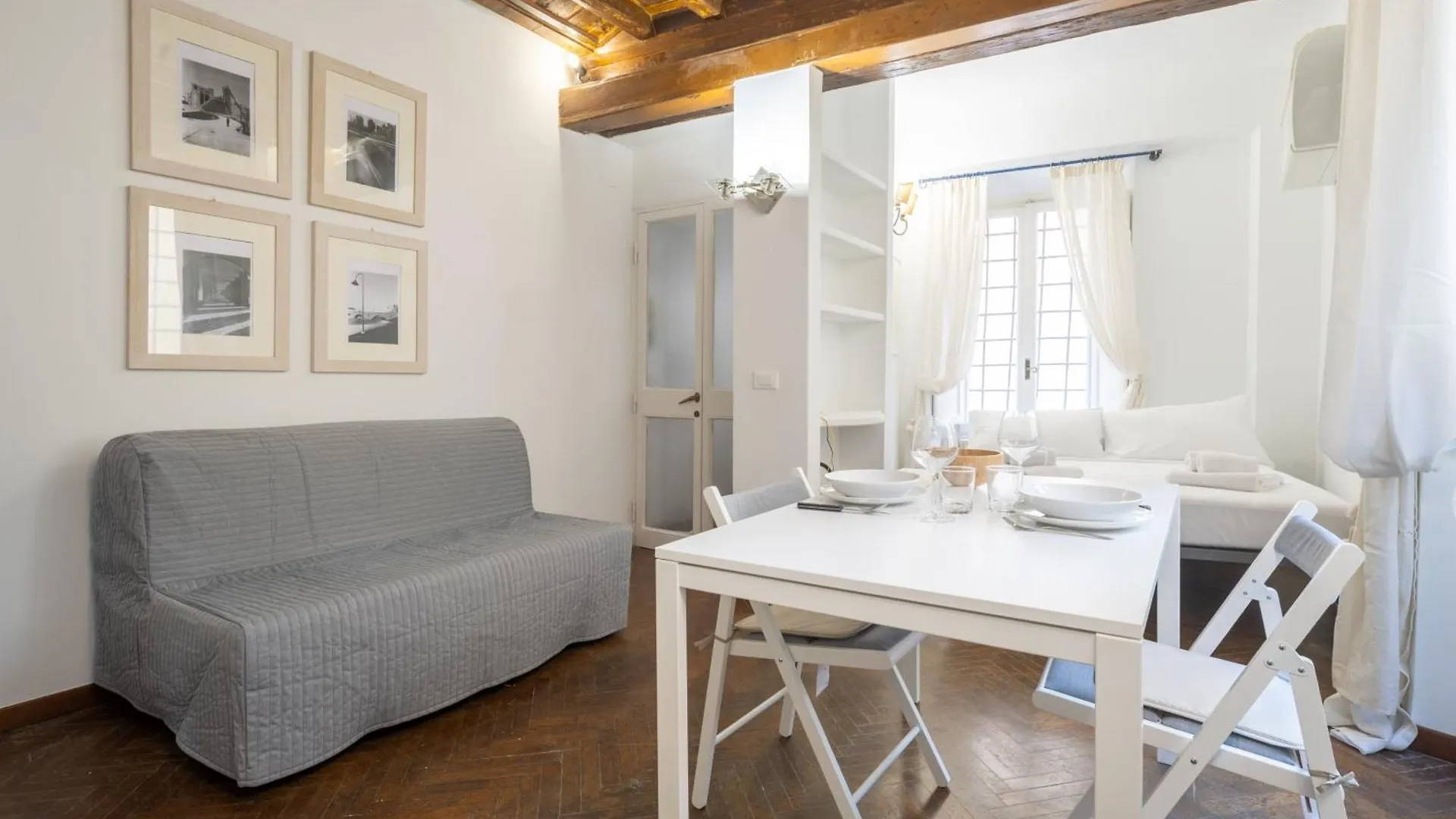 Central Florence Loft 0*,  Italy